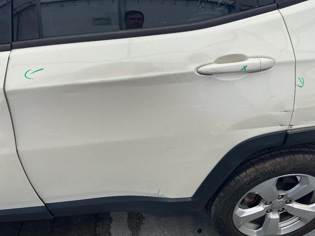 Photo '11' of Jeep Compass Longitude