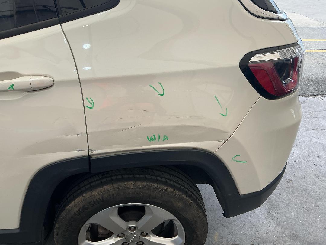 Photo '13' of Jeep Compass Longitude