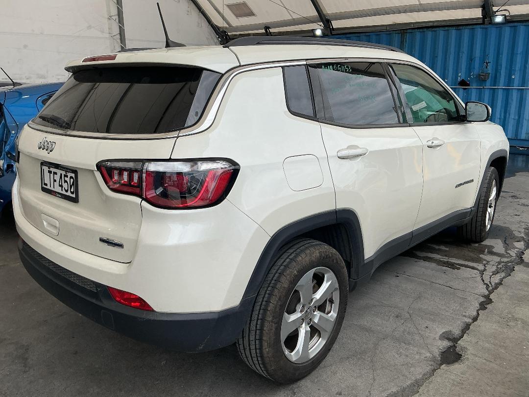 Photo '17' of Jeep Compass Longitude