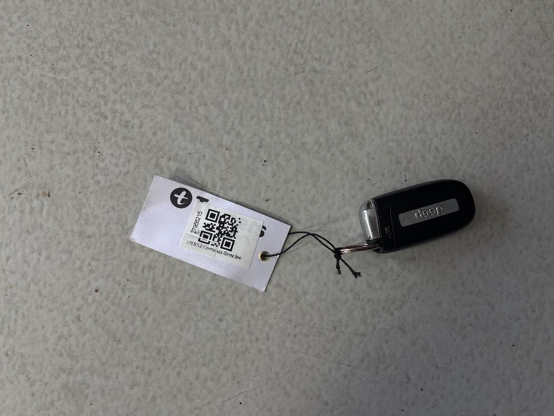 Photo '22' of Jeep Compass