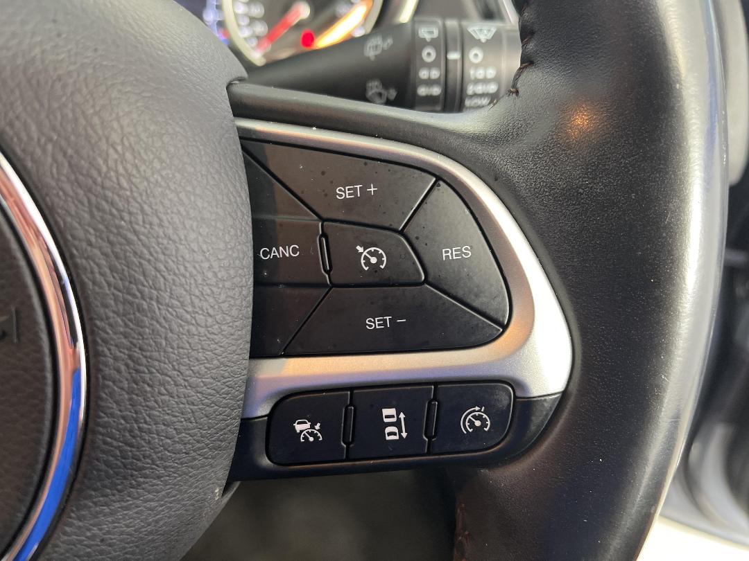 Photo '30' of Jeep Compass