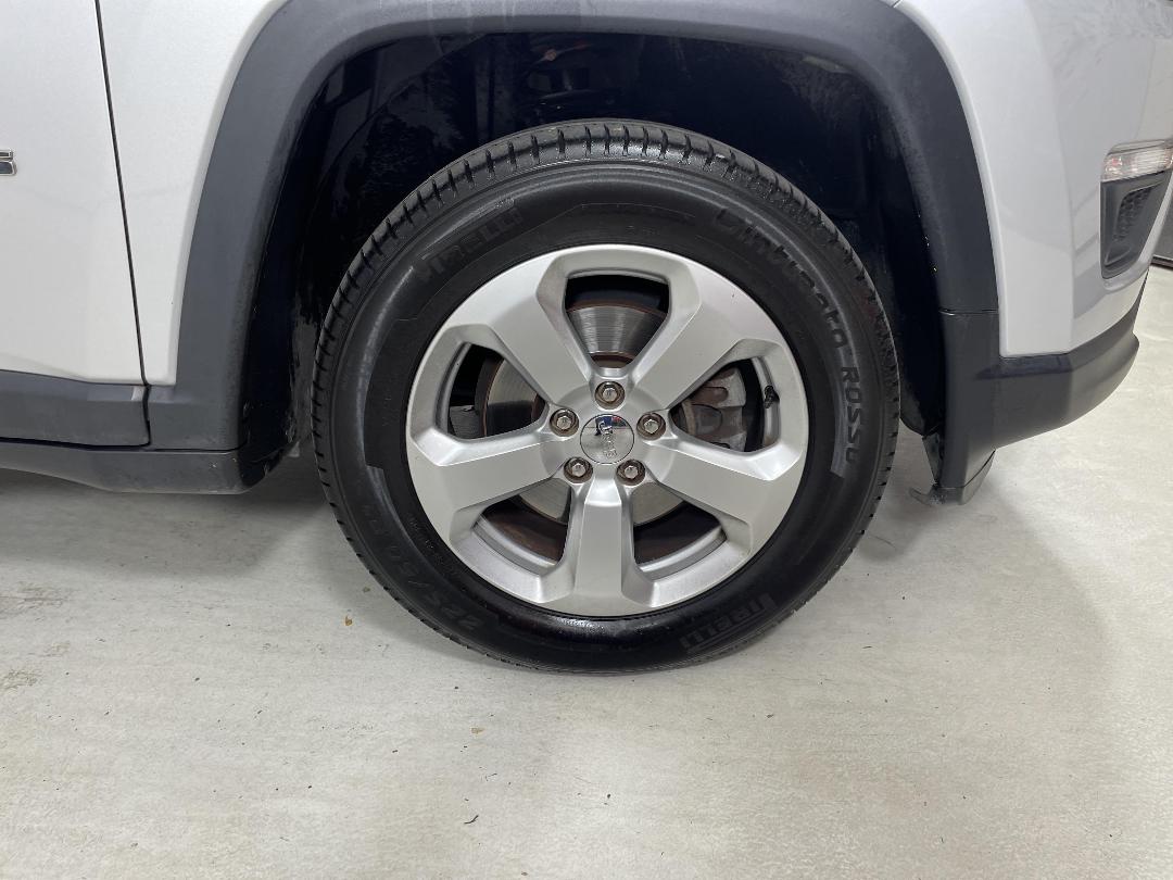 Photo '9' of Jeep Compass Photo '9' of Jeep Compass