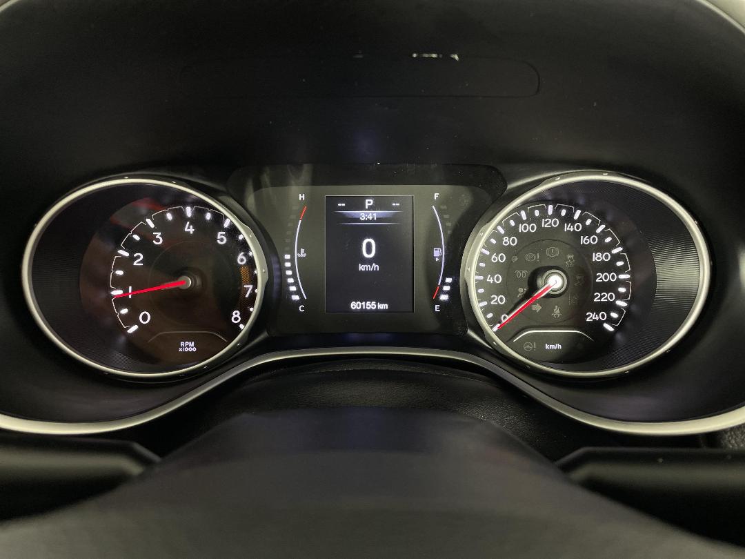 Photo '21' of Jeep Compass