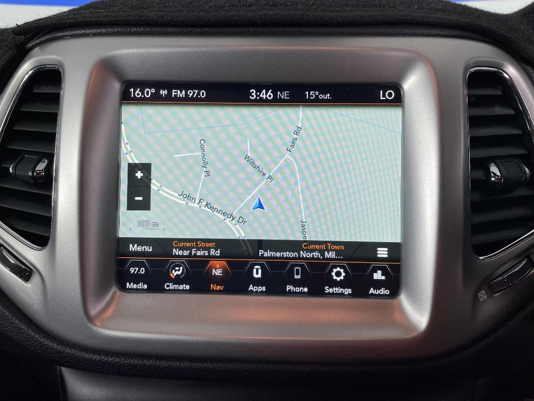 Photo '29' of Jeep Compass