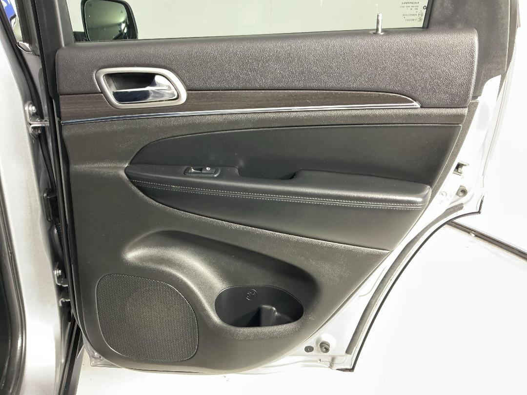 Photo '19' of Jeep Grand Cherokee