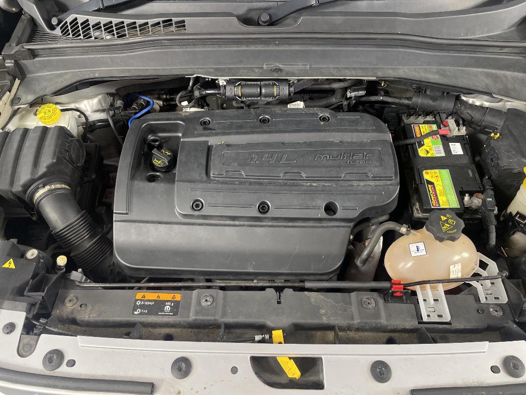 Photo '13' of Jeep Renegade