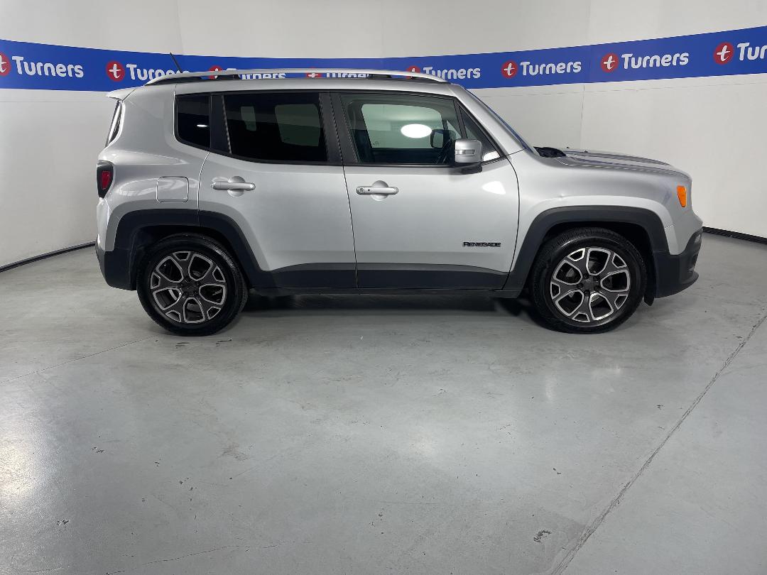 Photo '23' of Jeep Renegade