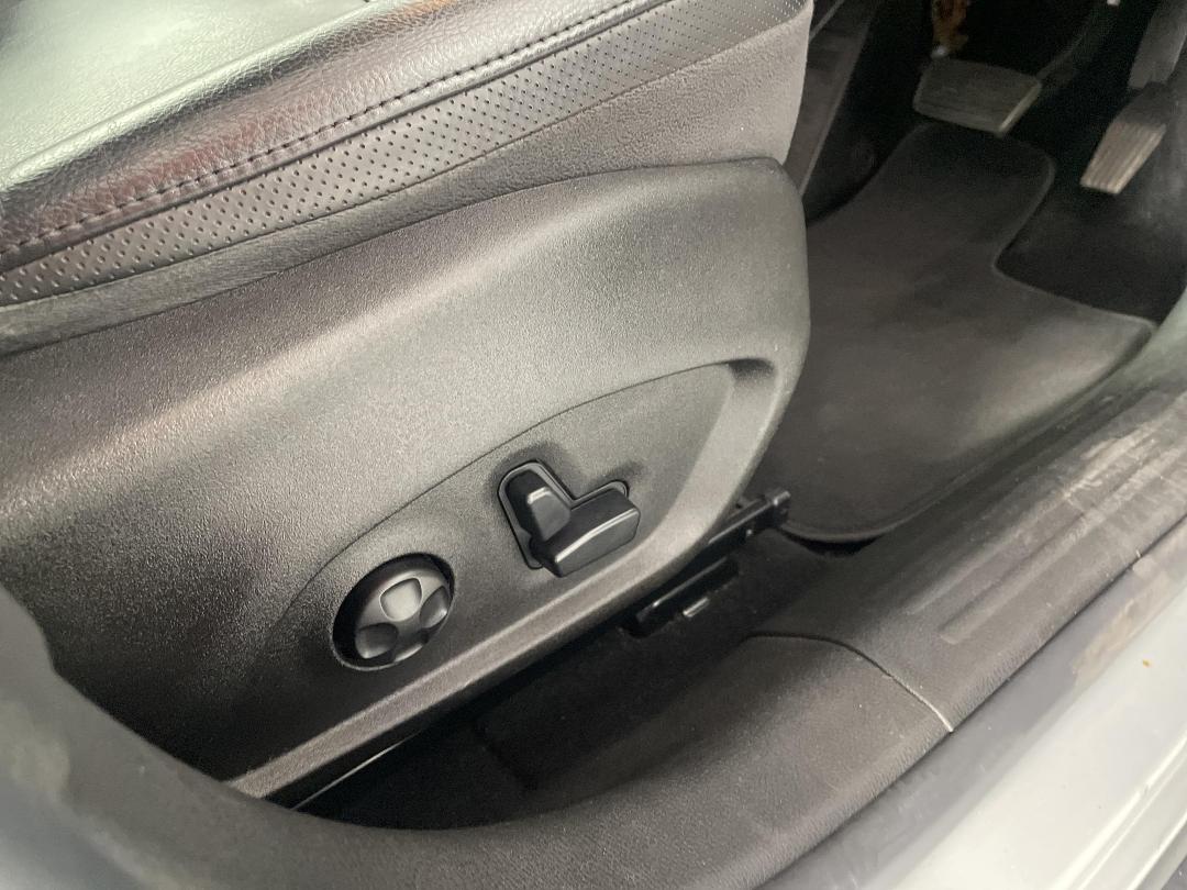 Photo '26' of Jeep Renegade