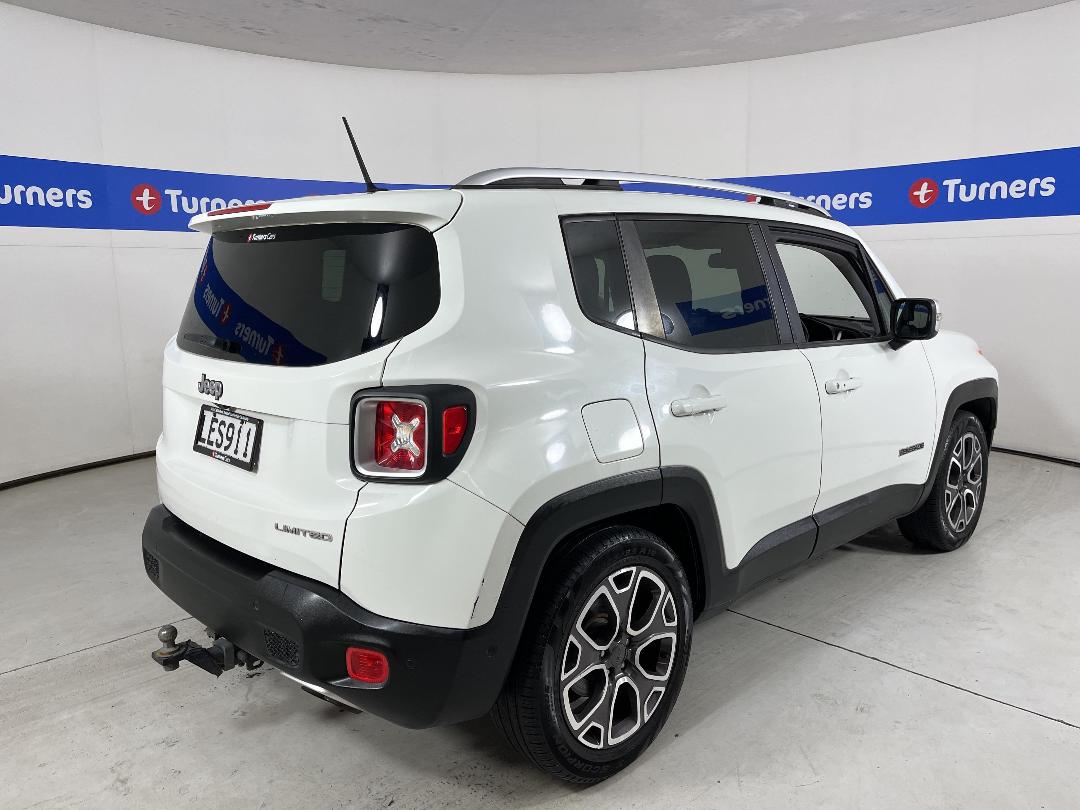 Photo '7' of Jeep Renegade