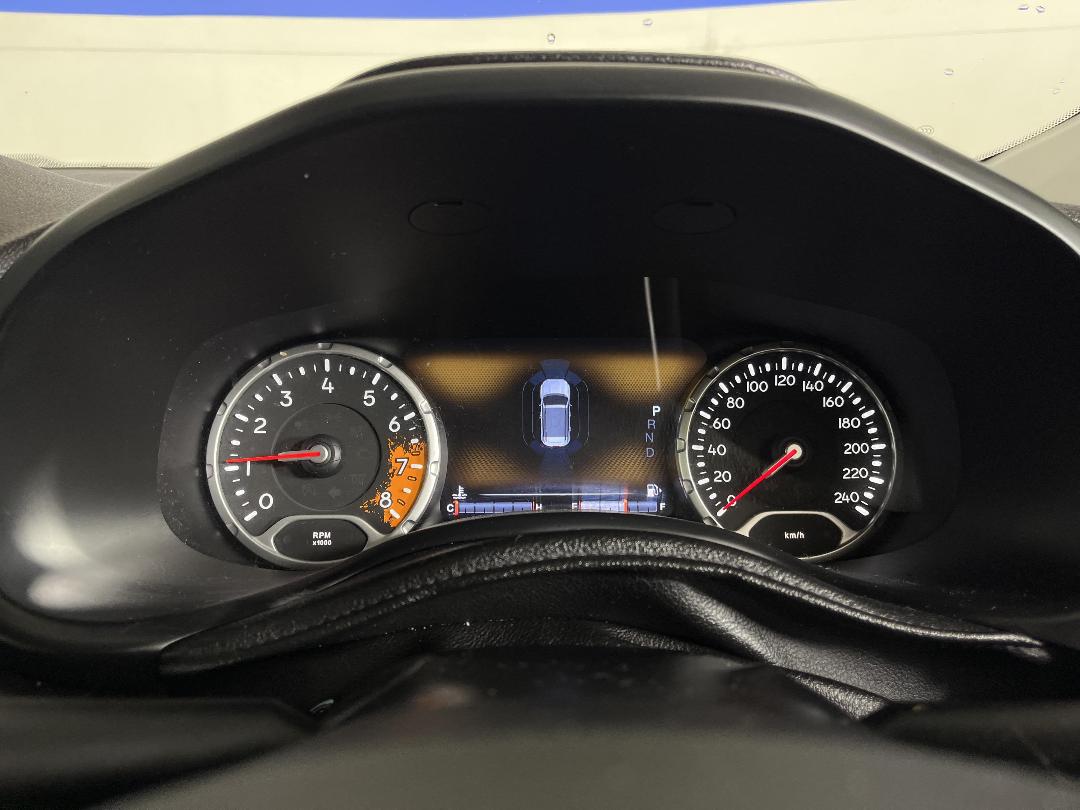 Photo '21' of Jeep Renegade