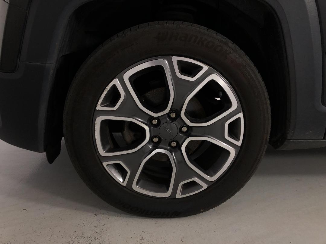 Photo '4' of Jeep Renegade Limited