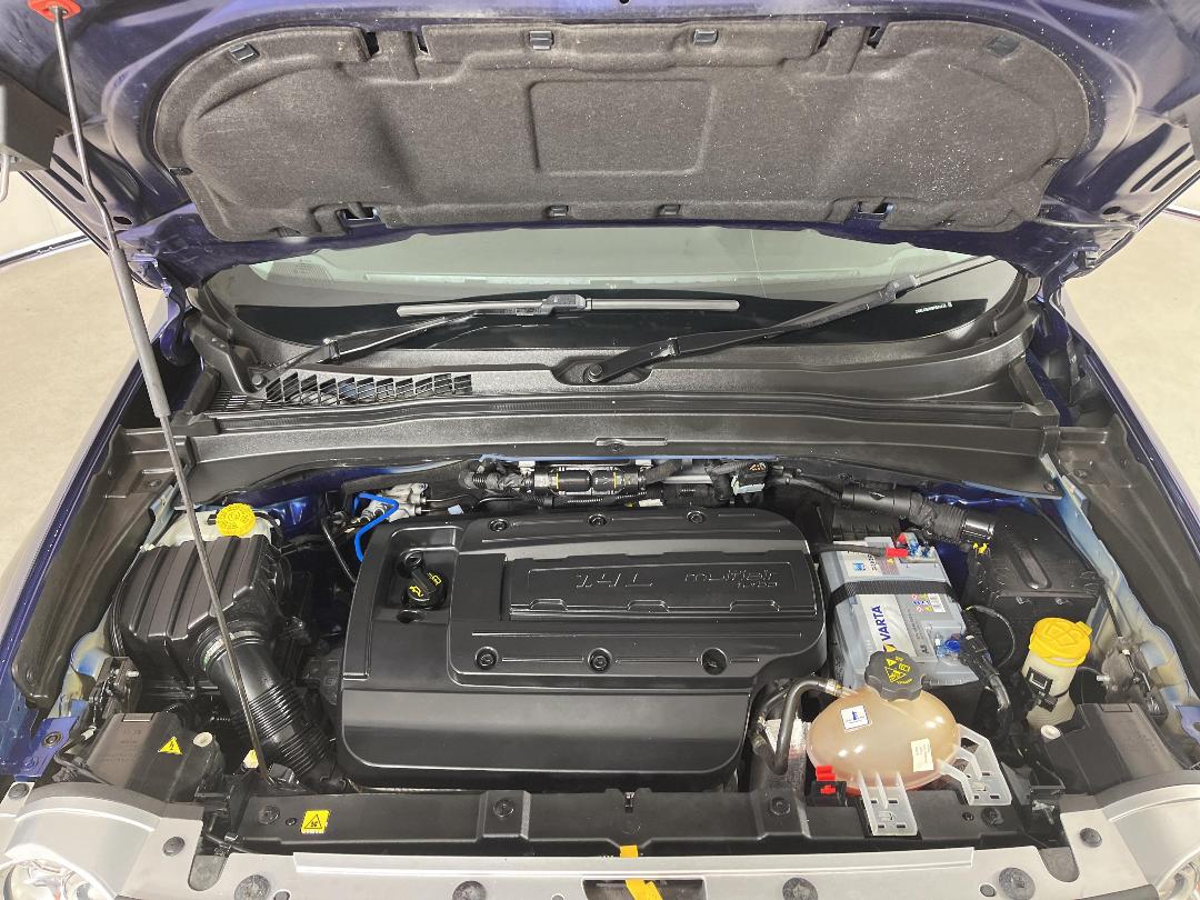 Photo '13' of Jeep Renegade Photo '13' of Jeep Renegade