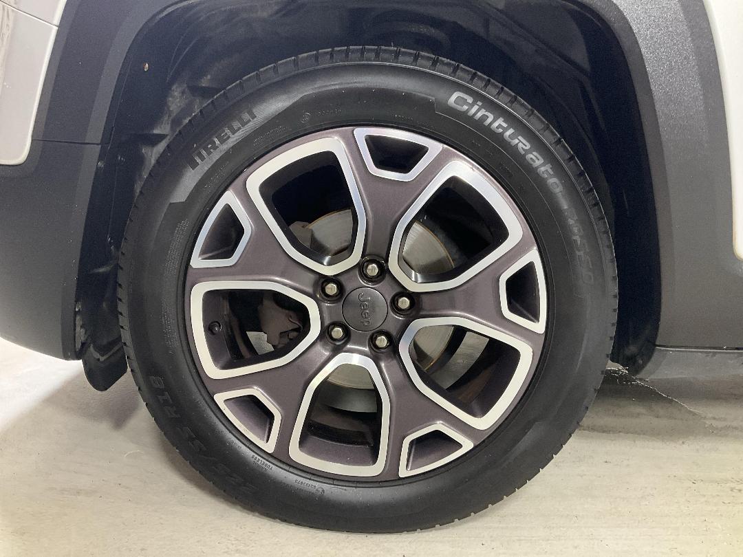 Photo '10' of Jeep Renegade Photo '10' of Jeep Renegade