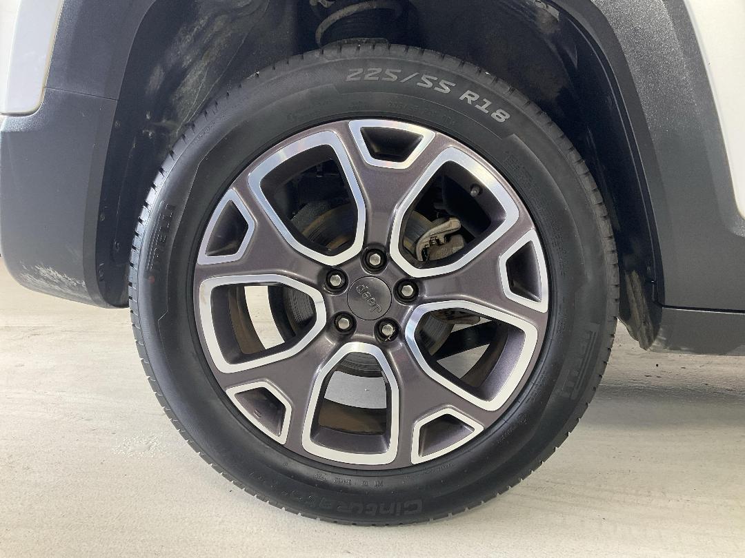 Photo '12' of Jeep Renegade Photo '12' of Jeep Renegade