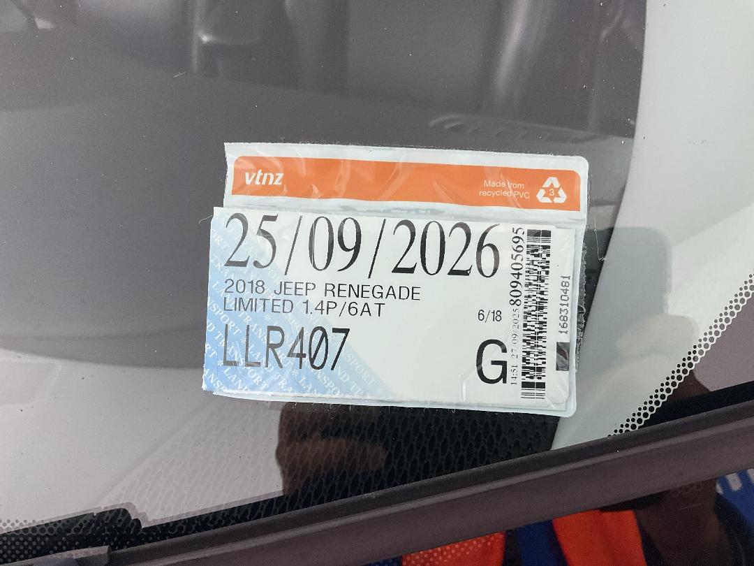 Photo '25' of Jeep Renegade Photo '25' of Jeep Renegade