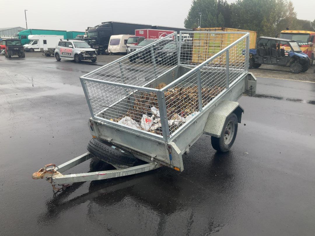 Photo '9' of Jobmate 7x4 Domestic Flat Deck - Single Photo '9' of Jobmate 7x4 Domestic Flat Deck - Single