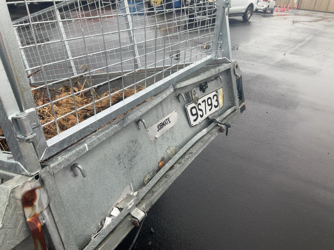 Photo '12' of Jobmate 7x4 Domestic Flat Deck - Single Photo '12' of Jobmate 7x4 Domestic Flat Deck - Single