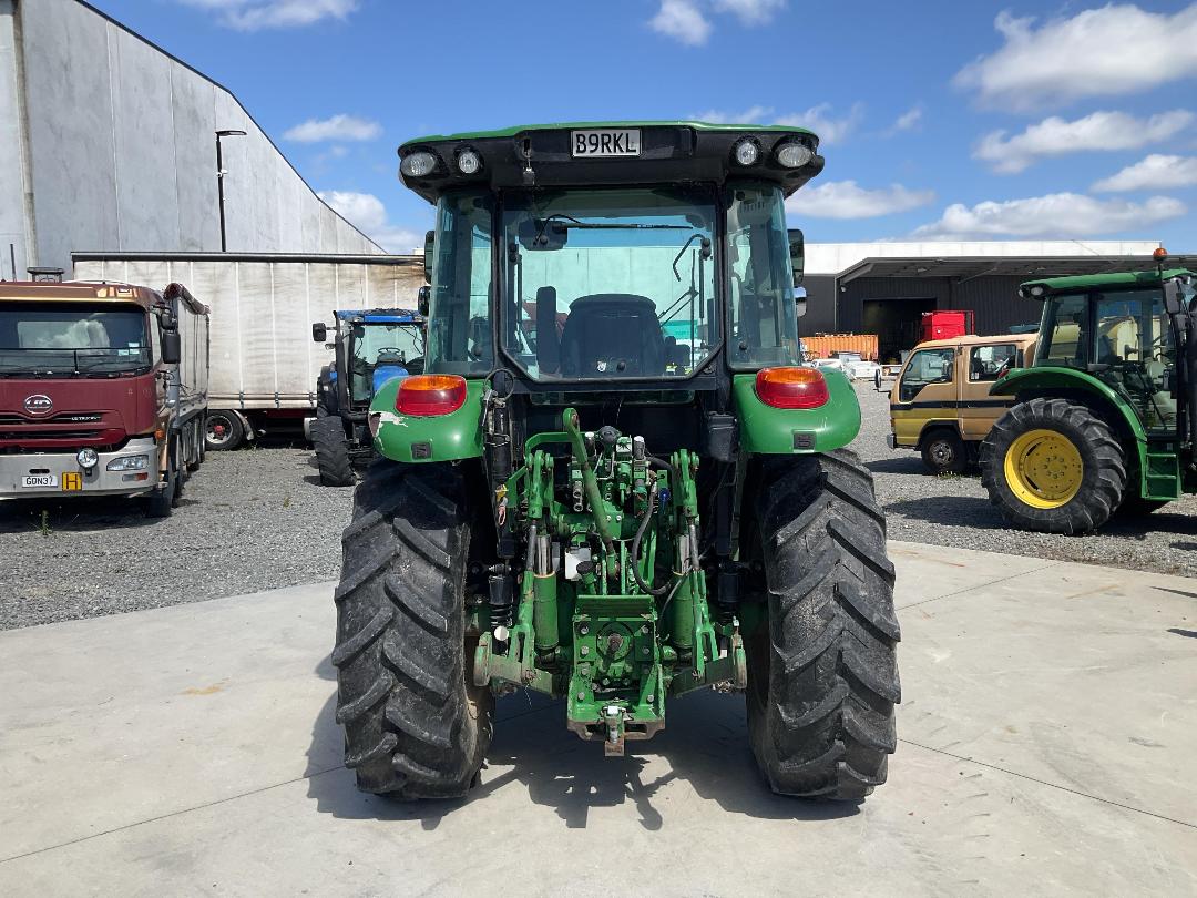 Photo '6' of John Deere 5090R Tractor