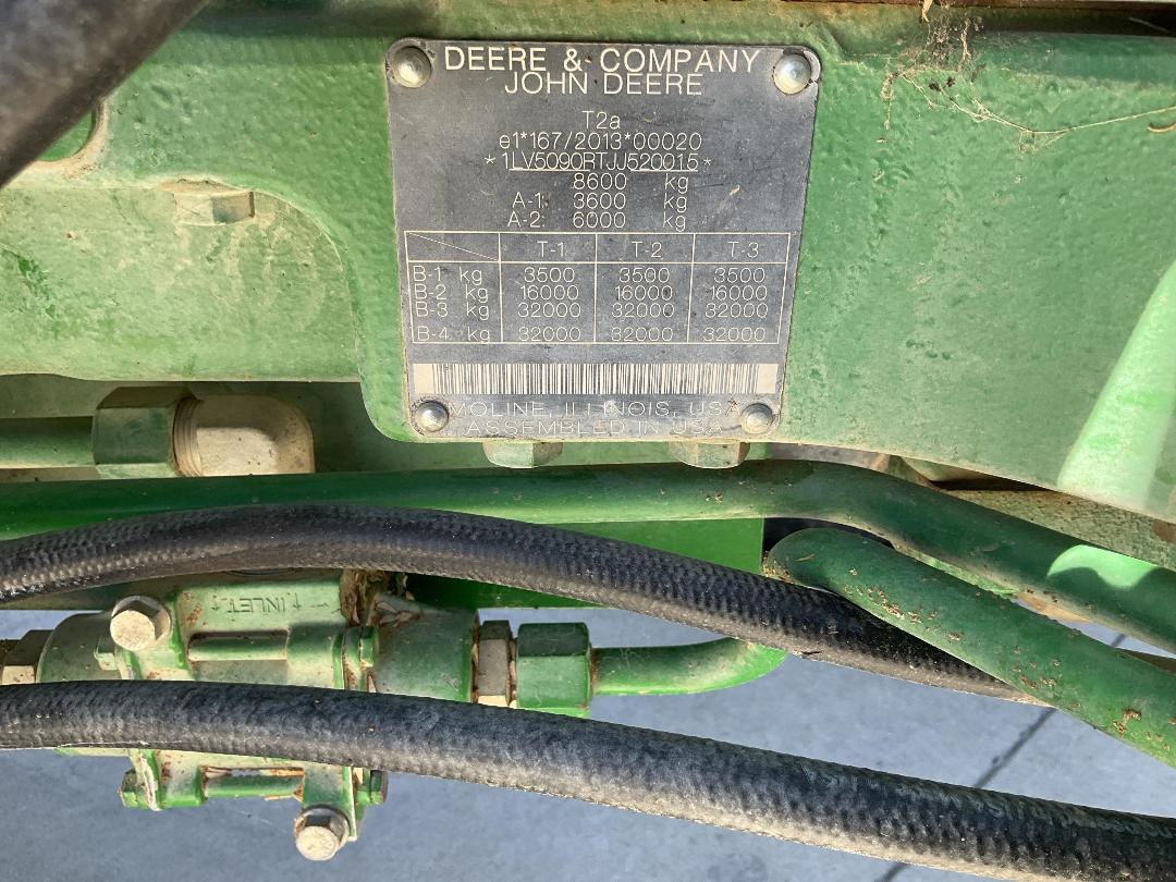 Photo '18' of John Deere 5090R Tractor