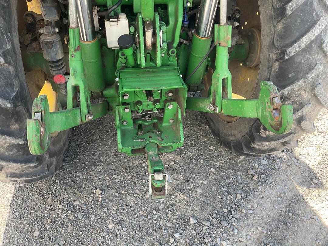 Photo '18' of John Deere 5100R Tractor