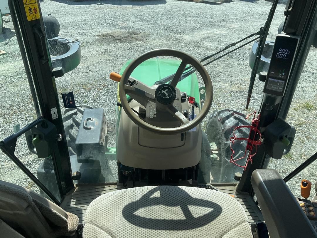 Photo '24' of John Deere 5100R Tractor