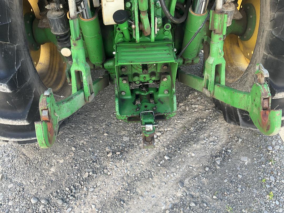 Photo '11' of John Deere 5100R Tractor