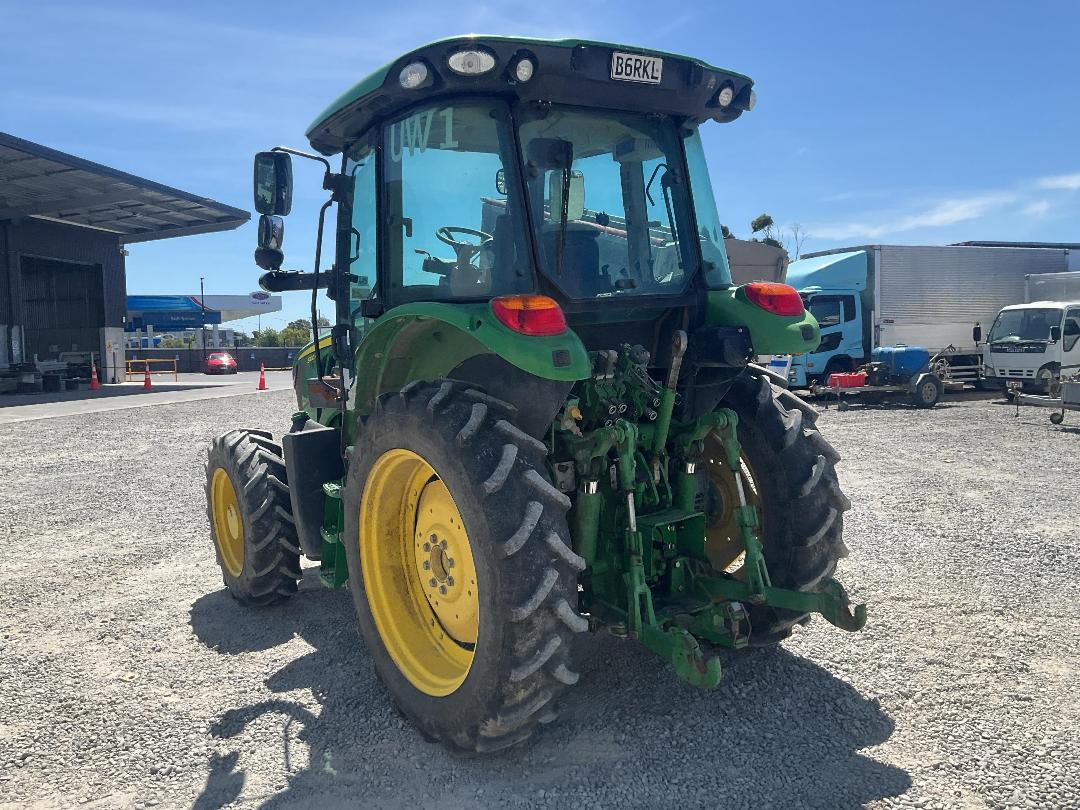 Photo '6' of John Deere 5100R Tractor