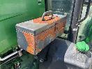 Thumbnail '15' of John Deere 5100R Tractor
