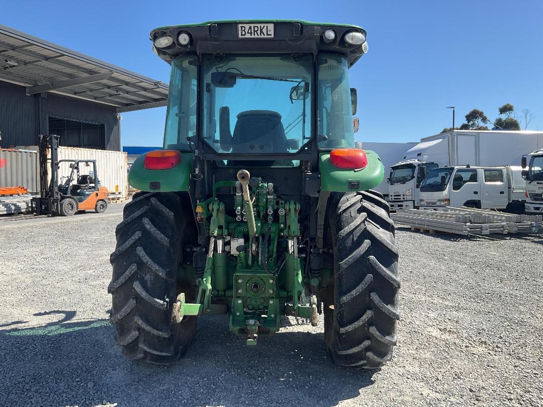 Photo '5' of JOHN DEERE 5100R Tractor