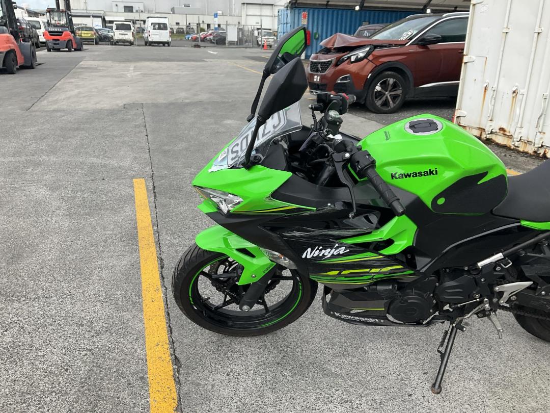 Photo '14' of Kawasaki EX 400 Photo '14' of Kawasaki EX 400