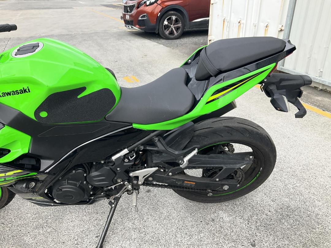 Photo '15' of Kawasaki EX 400 Photo '15' of Kawasaki EX 400