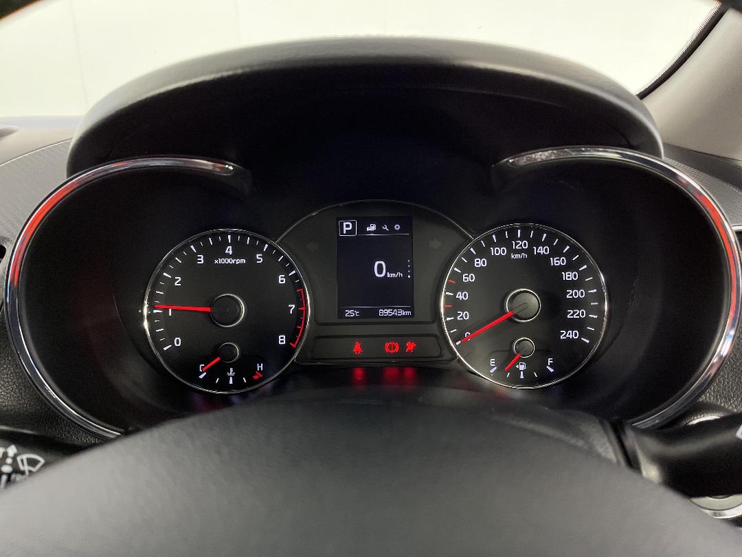 Photo '21' of KIA Cerato