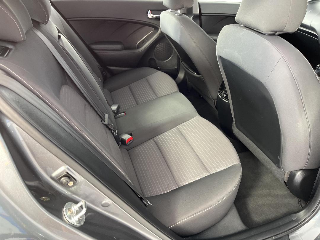 Photo '20' of KIA Cerato