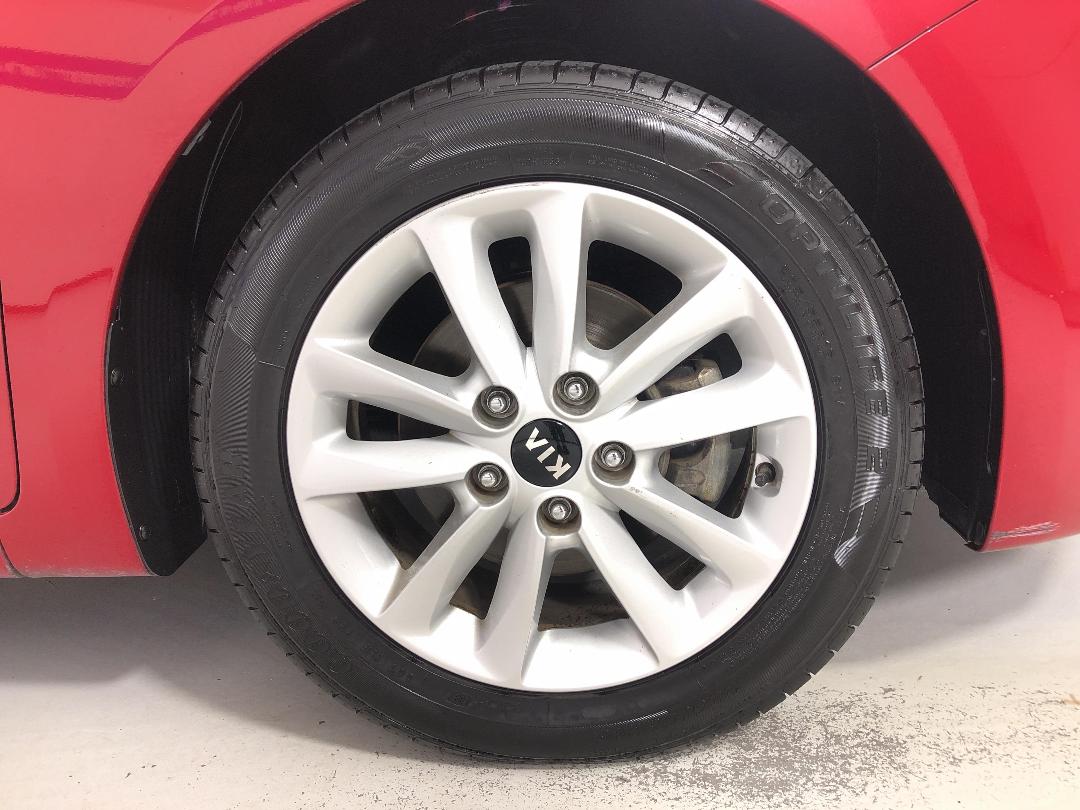 Photo '9' of KIA Cerato Photo '9' of KIA Cerato