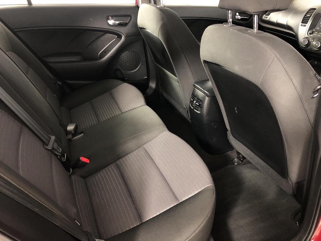 Photo '20' of KIA Cerato Photo '20' of KIA Cerato