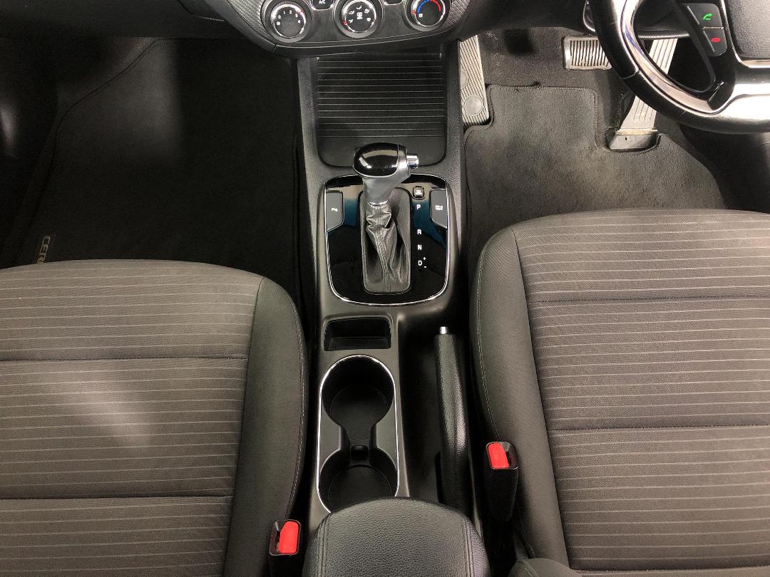 Photo '18' of KIA Cerato Photo '18' of KIA Cerato