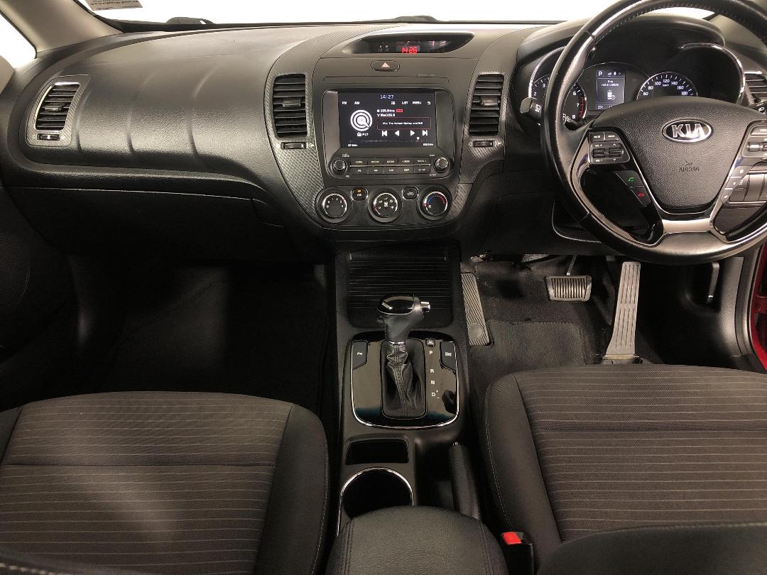 Photo '17' of KIA Cerato Photo '17' of KIA Cerato