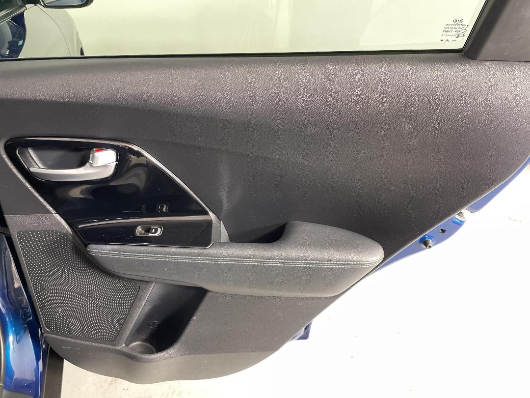 Photo '19' of KIA Niro Photo '19' of KIA Niro