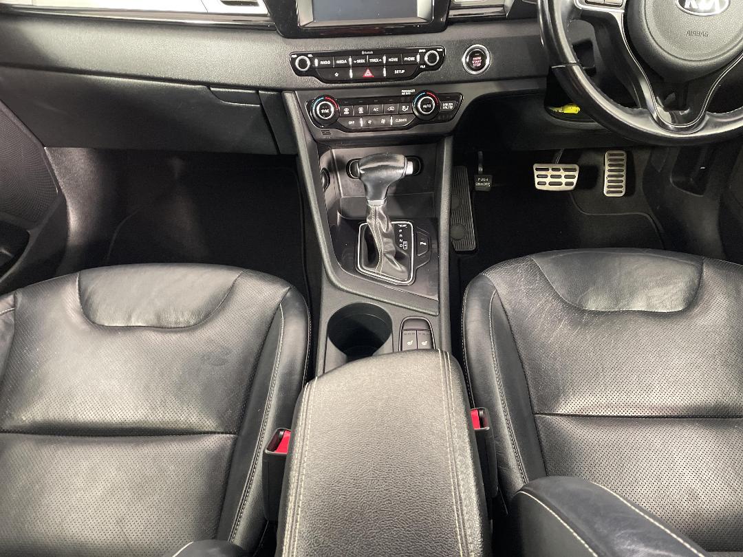 Photo '18' of KIA Niro Photo '18' of KIA Niro