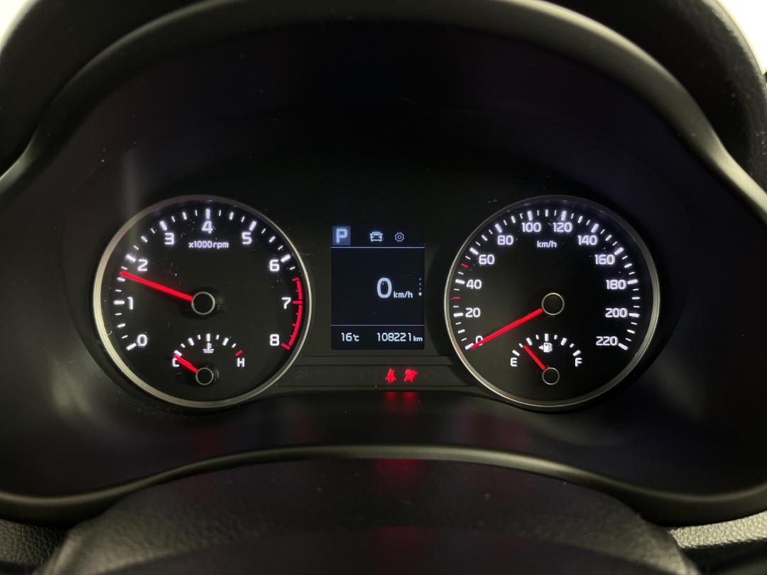 Photo '21' of KIA RIO Photo '21' of KIA RIO