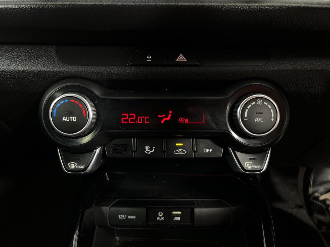 Photo '28' of KIA RIO Photo '28' of KIA RIO