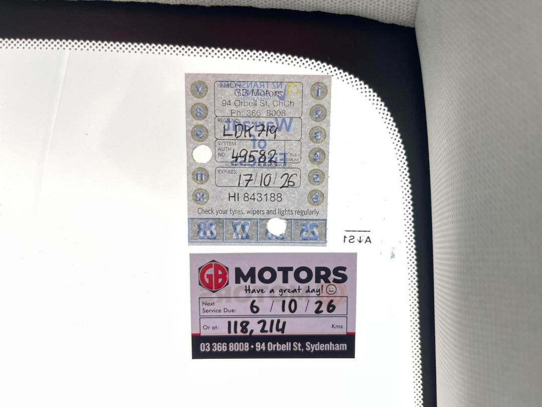 Photo '30' of KIA RIO Photo '30' of KIA RIO