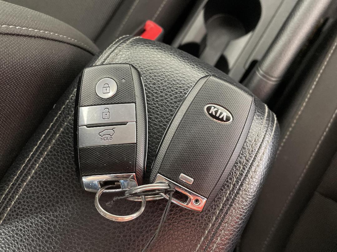 Photo '22' of KIA RIO Photo '22' of KIA RIO