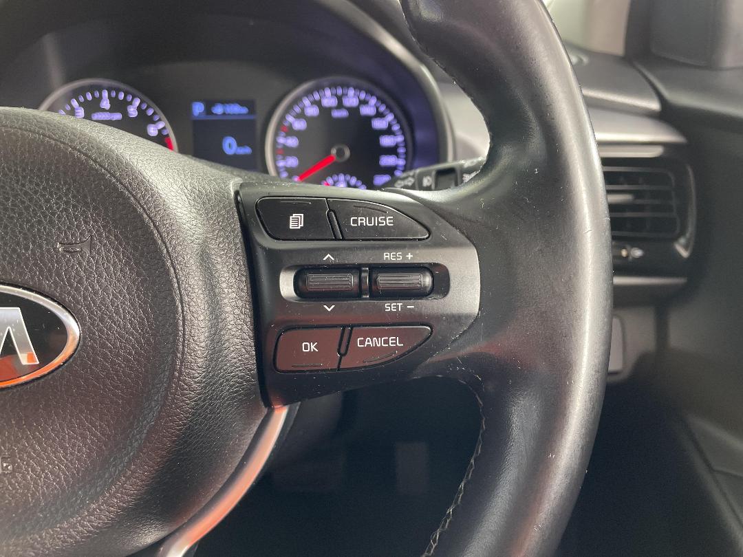 Photo '31' of KIA RIO Photo '31' of KIA RIO