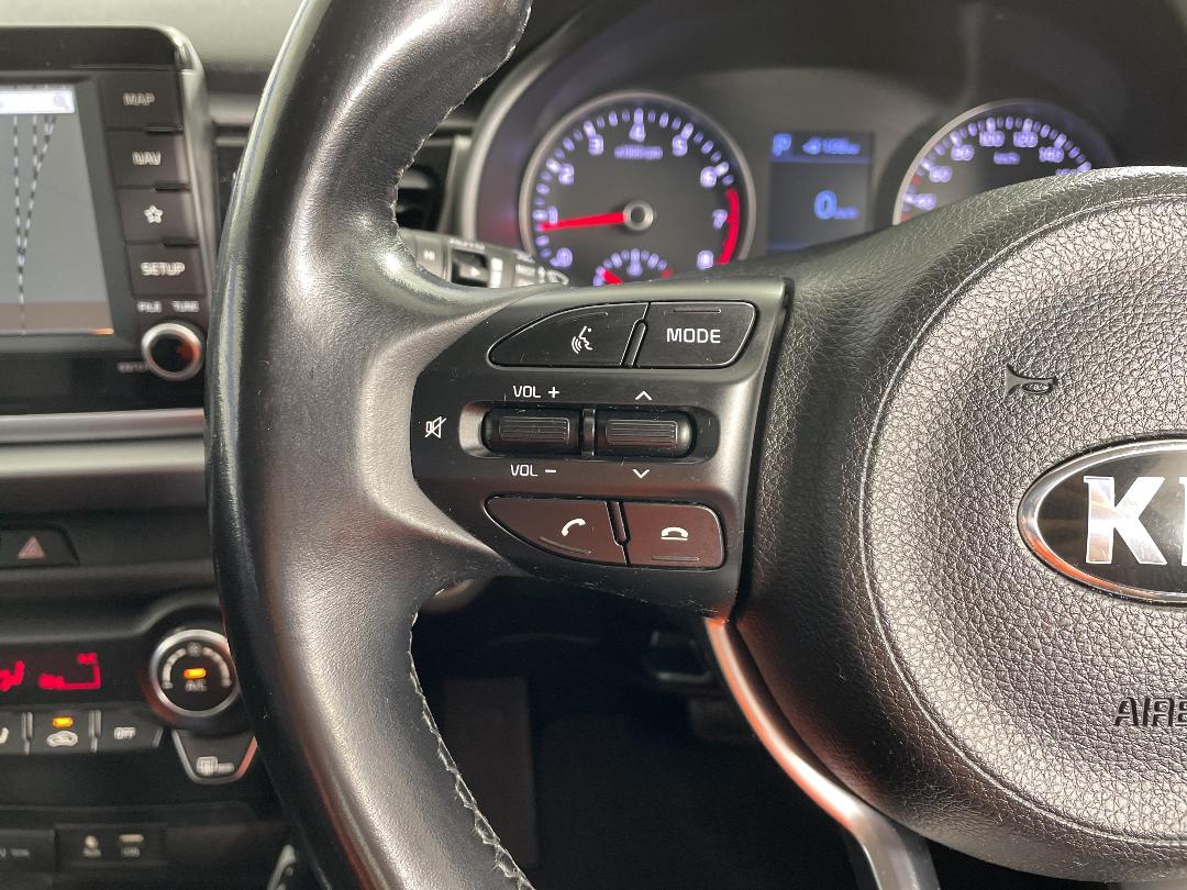 Photo '30' of KIA RIO Photo '30' of KIA RIO