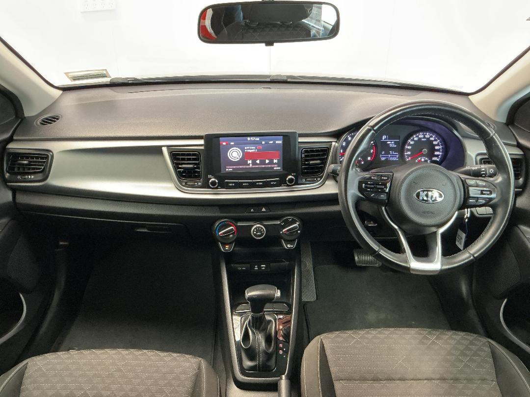 Photo '17' of KIA RIO