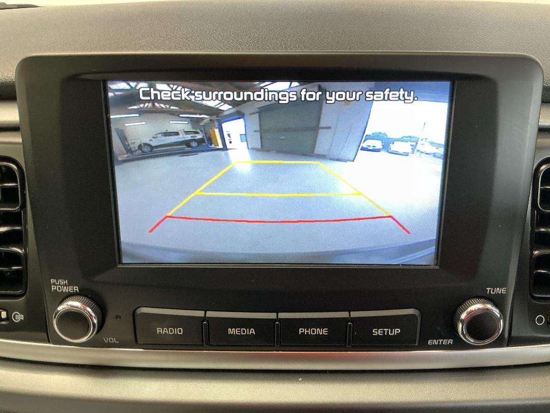 Photo '24' of KIA RIO