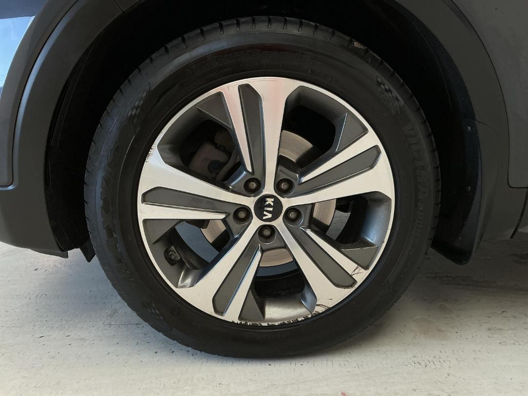 Photo '10' of KIA Sorento