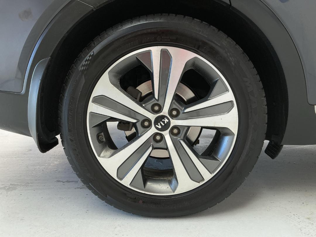 Photo '12' of KIA Sorento