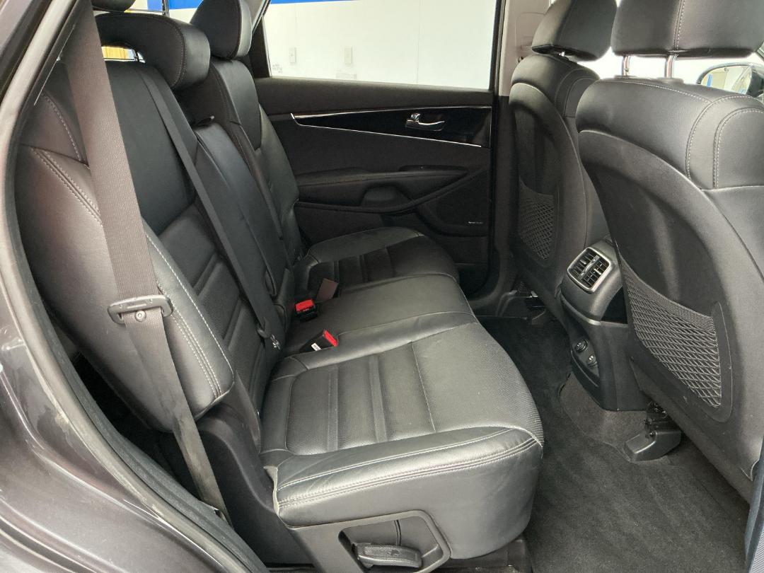 Photo '20' of KIA Sorento